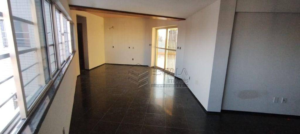 Cobertura à venda com 4 quartos, 285m² - Foto 17