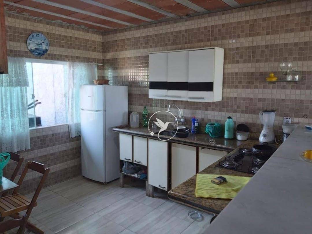 Casa à venda com 2 quartos, 100m² - Foto 15