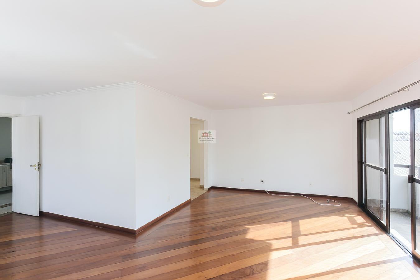 Apartamento para alugar com 4 quartos, 184m² - Foto 11