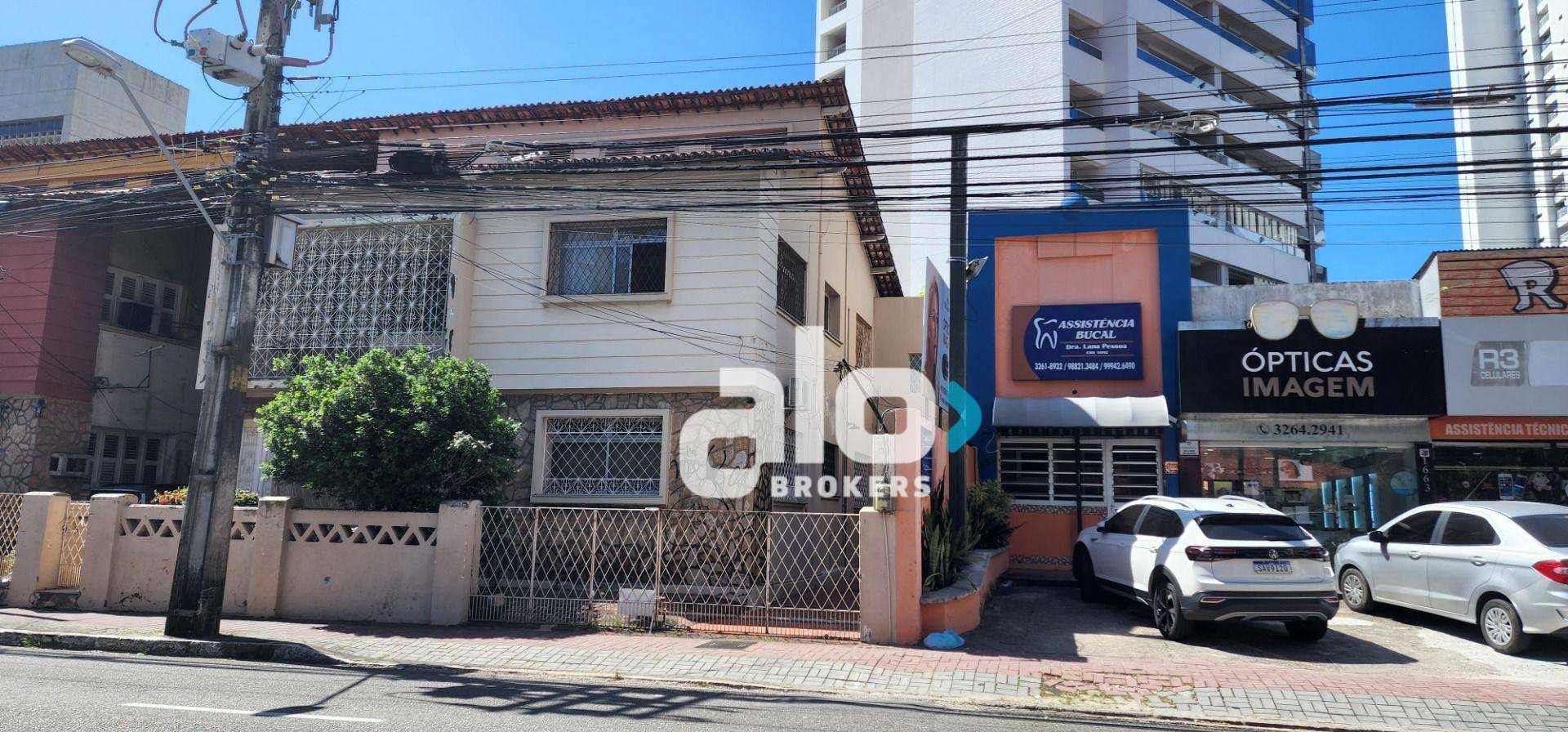 Casa à venda com 6 quartos, 276m² - Foto 59