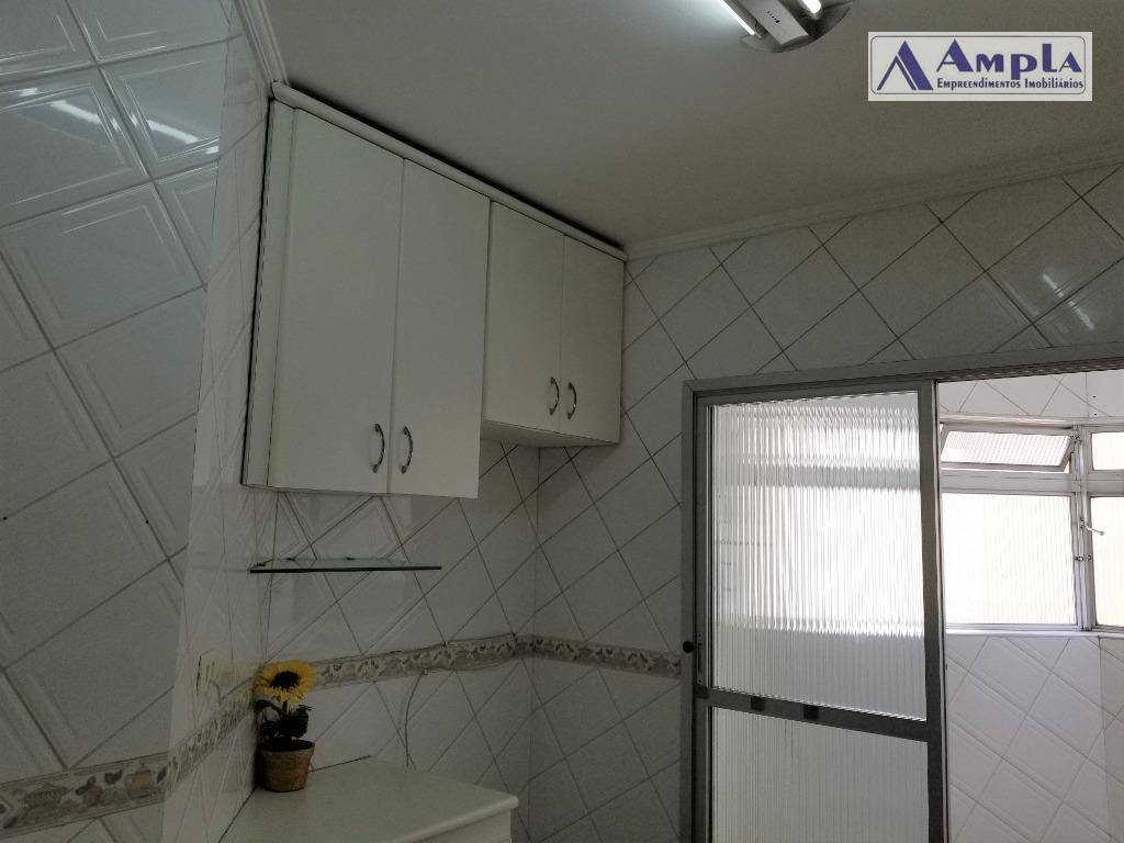 Apartamento para alugar com 2 quartos, 65m² - Foto 16