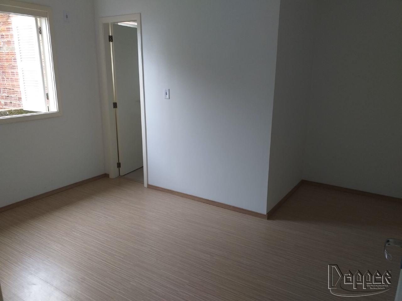 Casa à venda com 2 quartos, 71m² - Foto 5