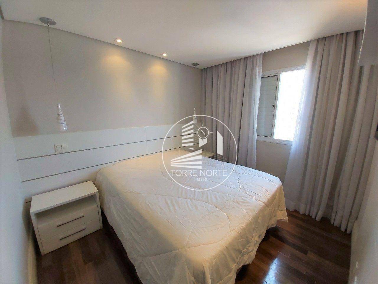 Apartamento para alugar com 2 quartos, 98m² - Foto 14