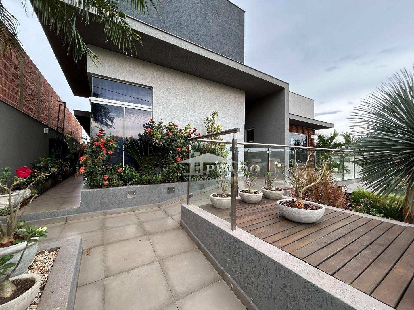 Casa de Condomínio à venda com 4 quartos, 245m² - Foto 4