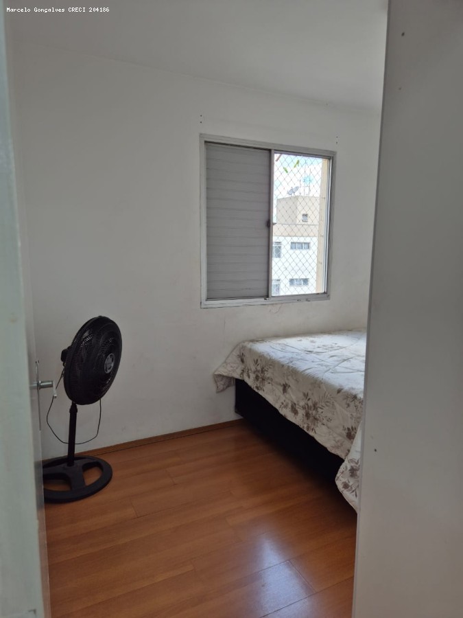 Apartamento à venda com 2 quartos, 60m² - Foto 12