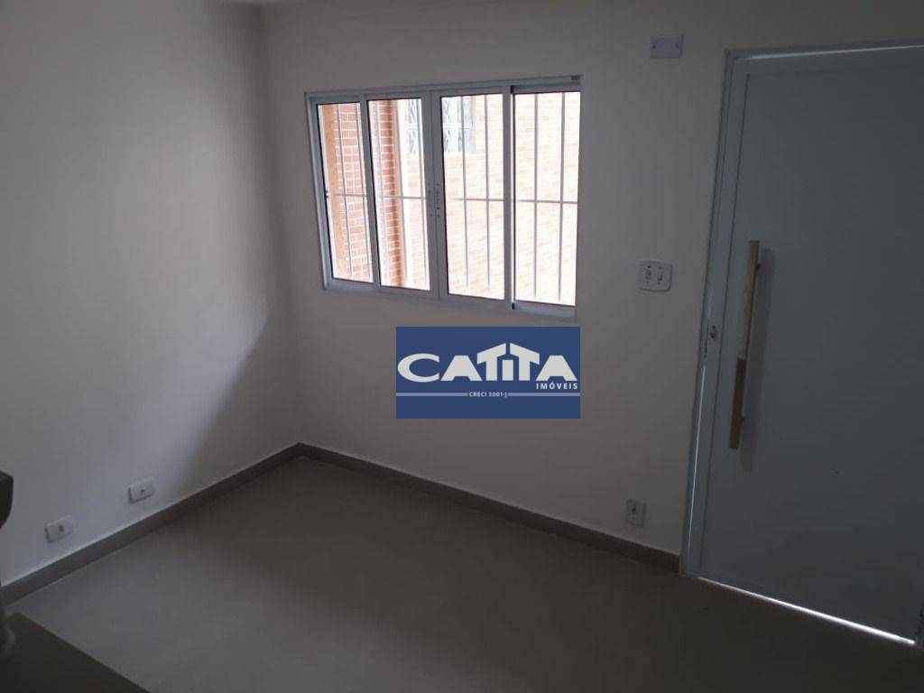 Sobrado à venda com 2 quartos, 70m² - Foto 4