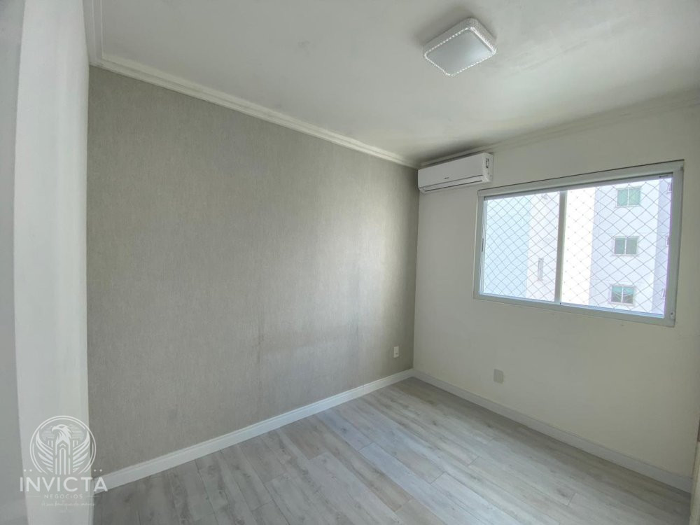 Apartamento à venda com 2 quartos, 72m² - Foto 10