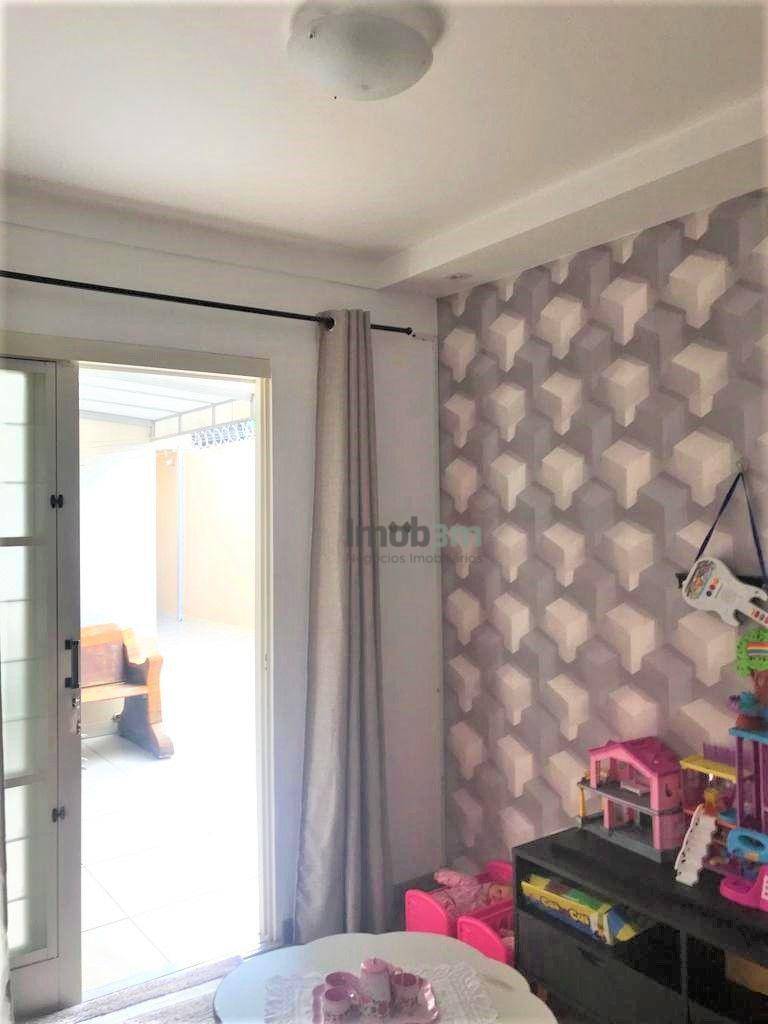 Sobrado à venda com 4 quartos, 302m² - Foto 44
