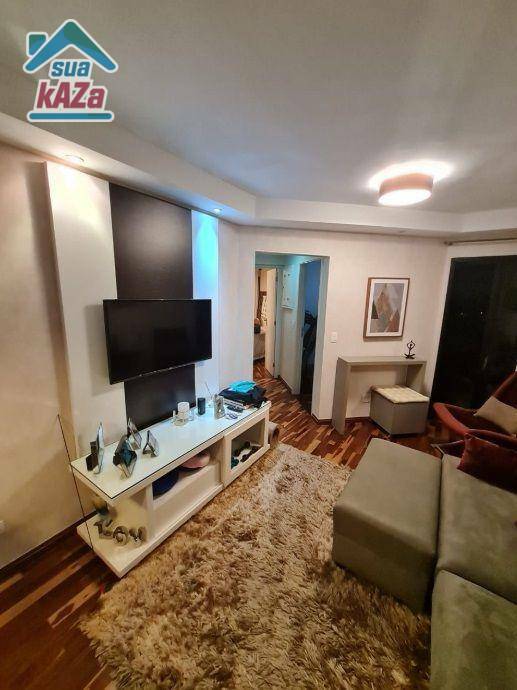 Apartamento à venda com 3 quartos, 70m² - Foto 4