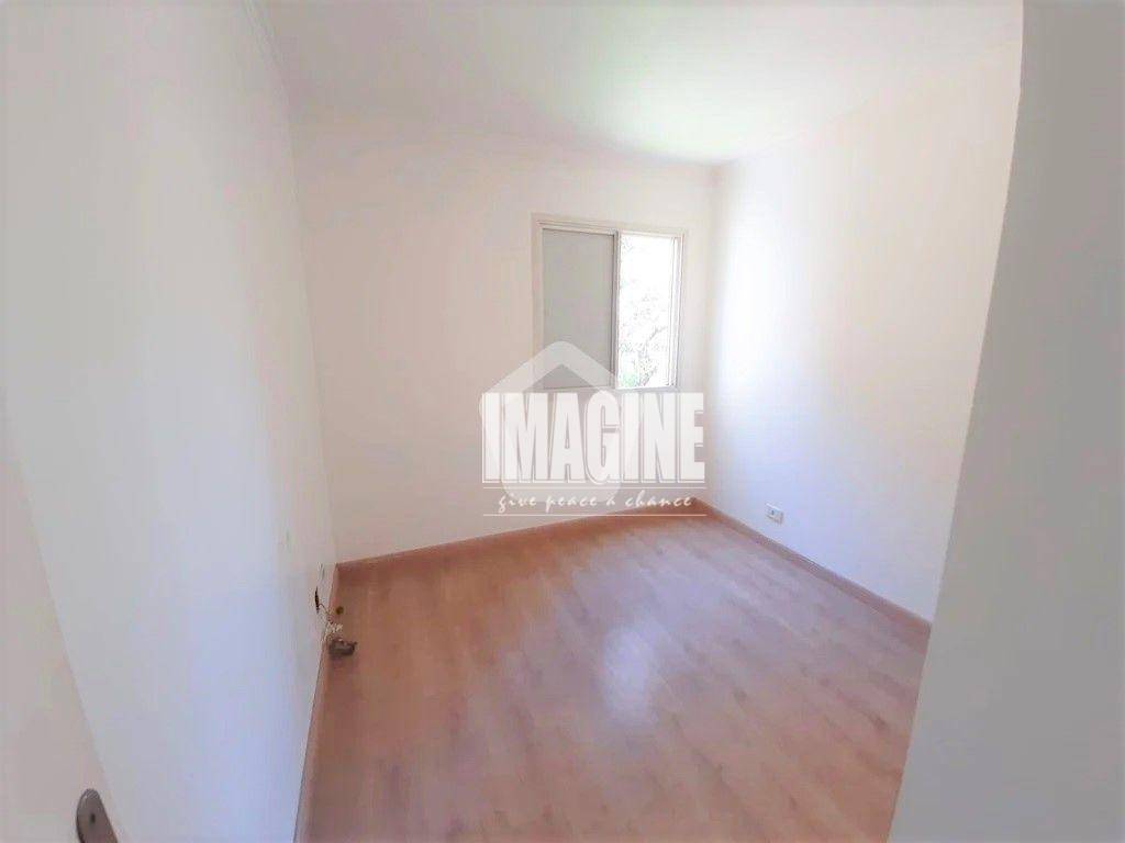 Apartamento à venda com 3 quartos, 68m² - Foto 8