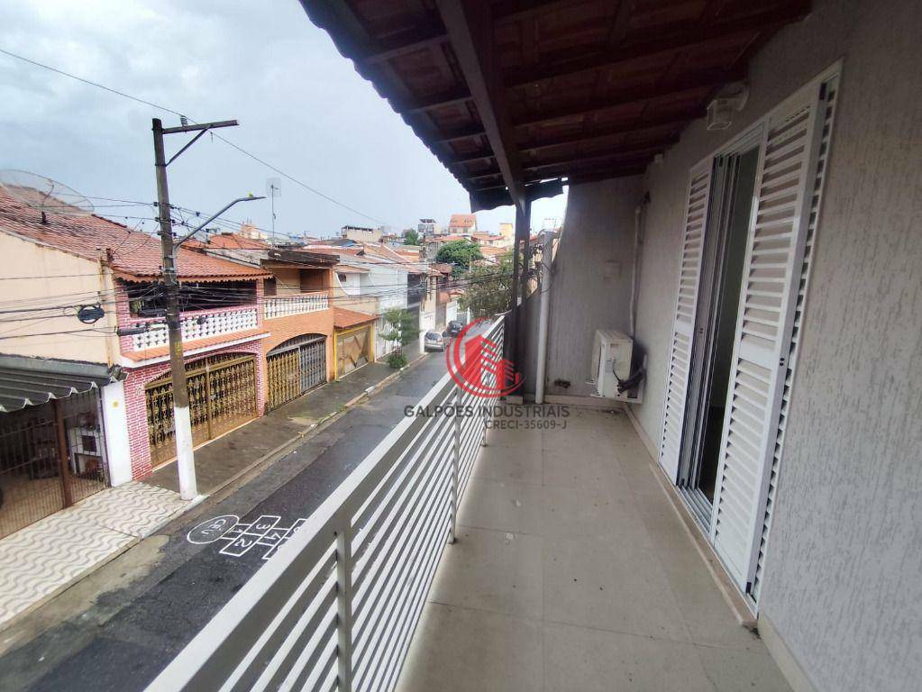 Sobrado à venda e aluguel com 3 quartos, 320m² - Foto 28