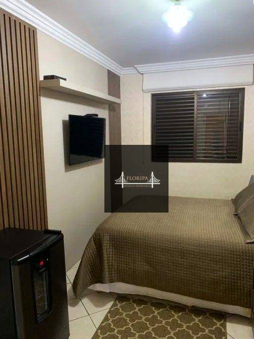 Apartamento à venda com 3 quartos, 80m² - Foto 12