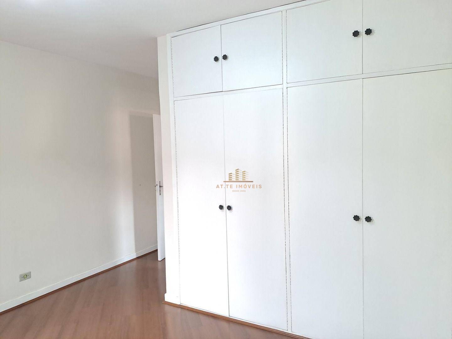 Casa à venda e aluguel com 4 quartos, 250m² - Foto 19