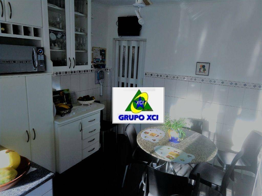 Casa à venda com 4 quartos, 293m² - Foto 5