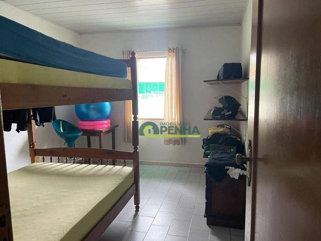 Casa à venda com 5 quartos, 180m² - Foto 13