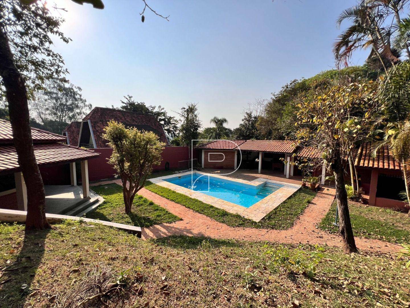 Casa de Condomínio à venda com 4 quartos, 570m² - Foto 2