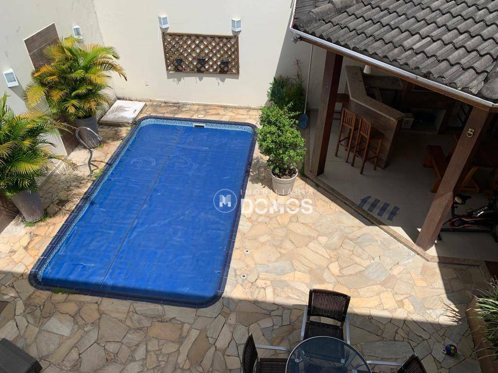 Casa à venda com 3 quartos, 350m² - Foto 16