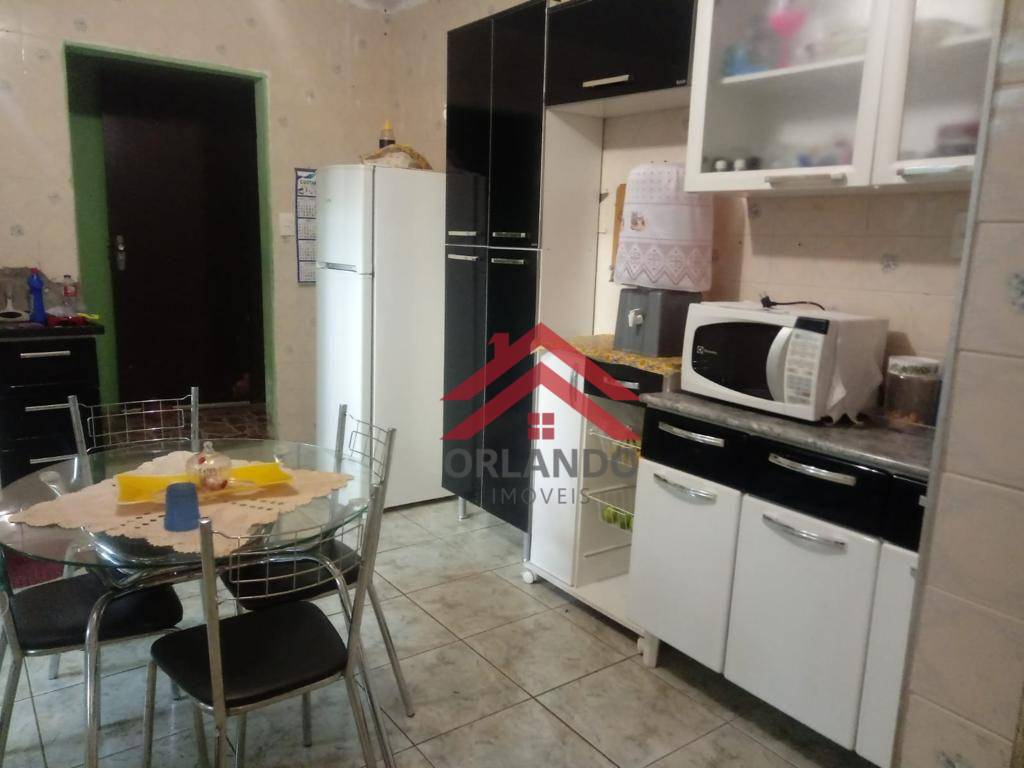 Casa à venda com 4 quartos, 220m² - Foto 17