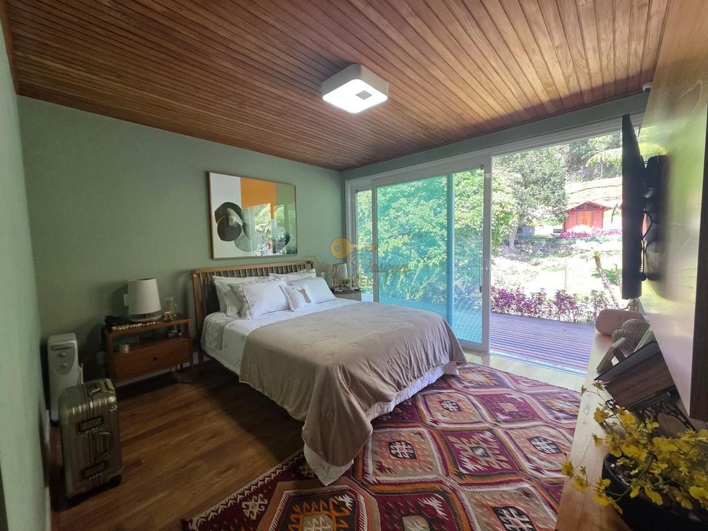 Casa à venda com 4 quartos, 10000m² - Foto 18