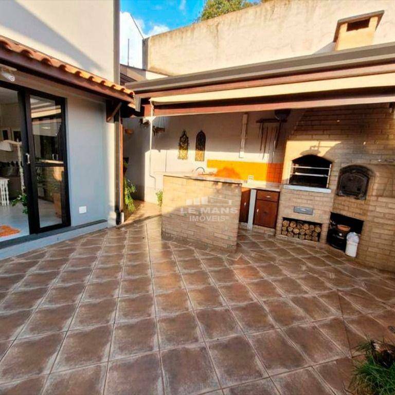 Casa à venda com 4 quartos, 238m² - Foto 5