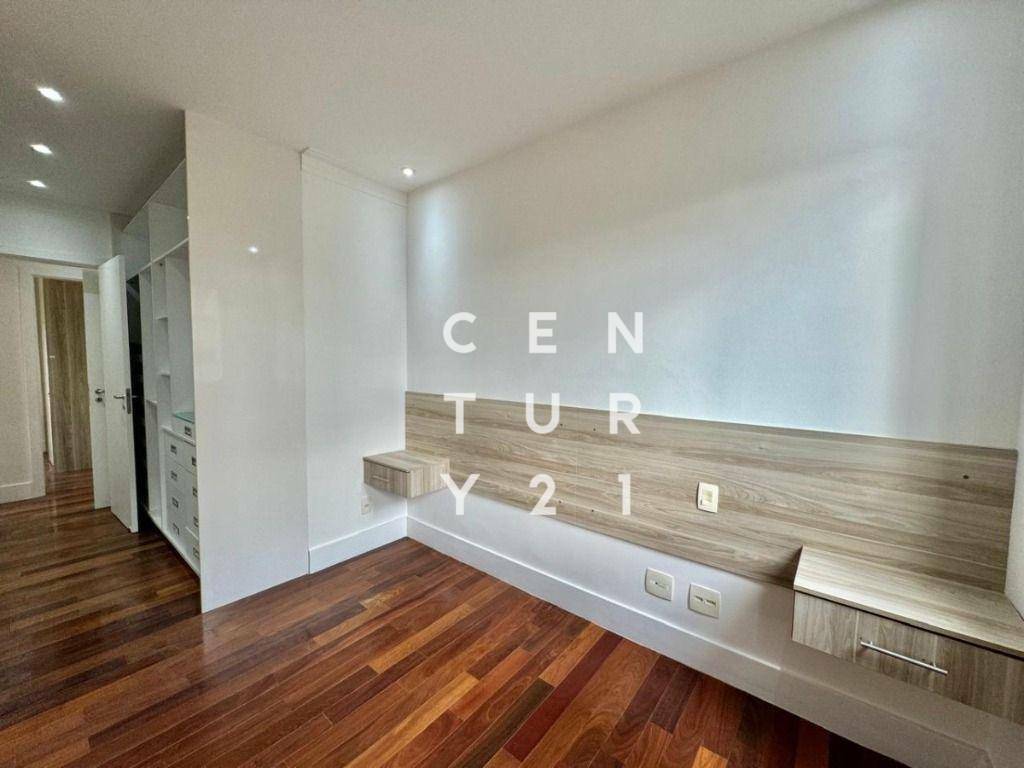 Apartamento à venda com 3 quartos, 117m² - Foto 9