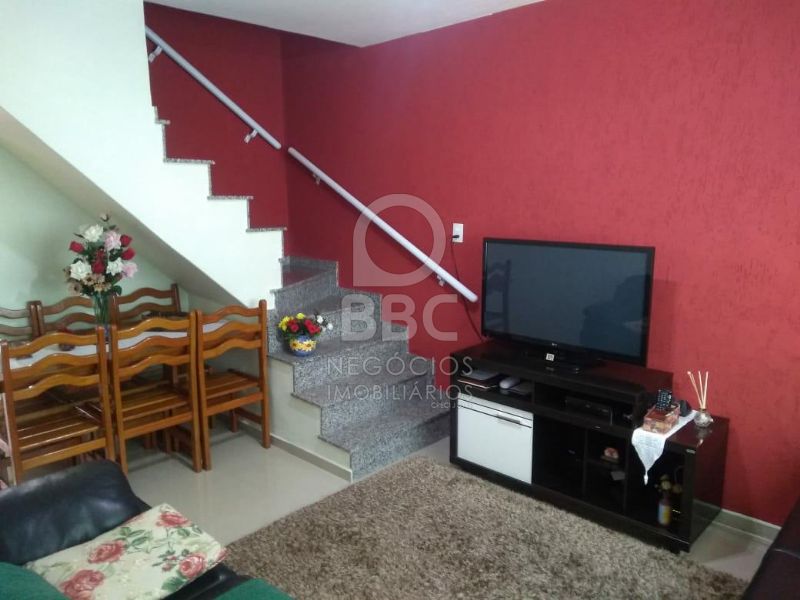 Sobrado à venda com 2 quartos, 101m² - Foto 2