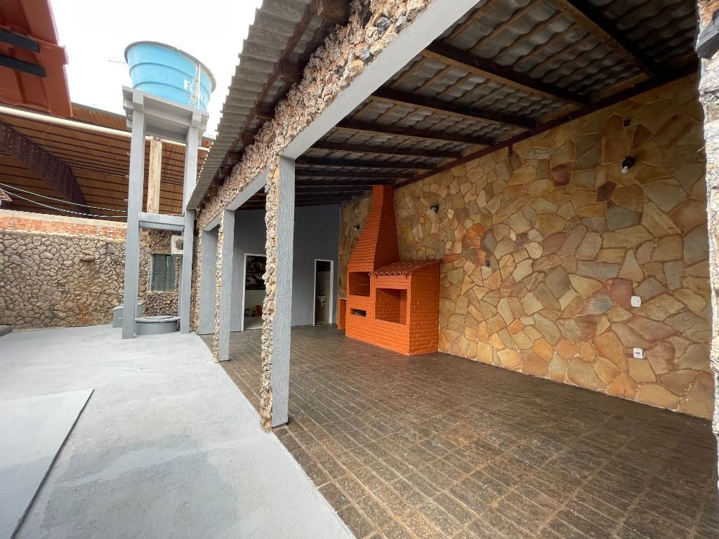 Casa à venda com 4 quartos, 400m² - Foto 39