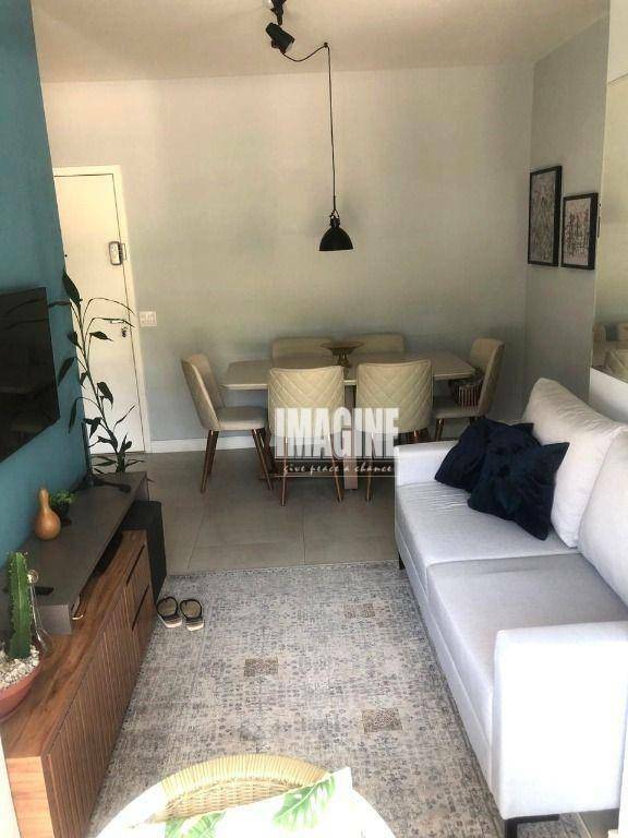 Apartamento à venda com 2 quartos, 54m² - Foto 8