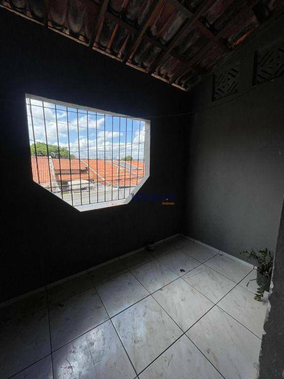 Casa, 2 quartos, 45 m² - Foto 1