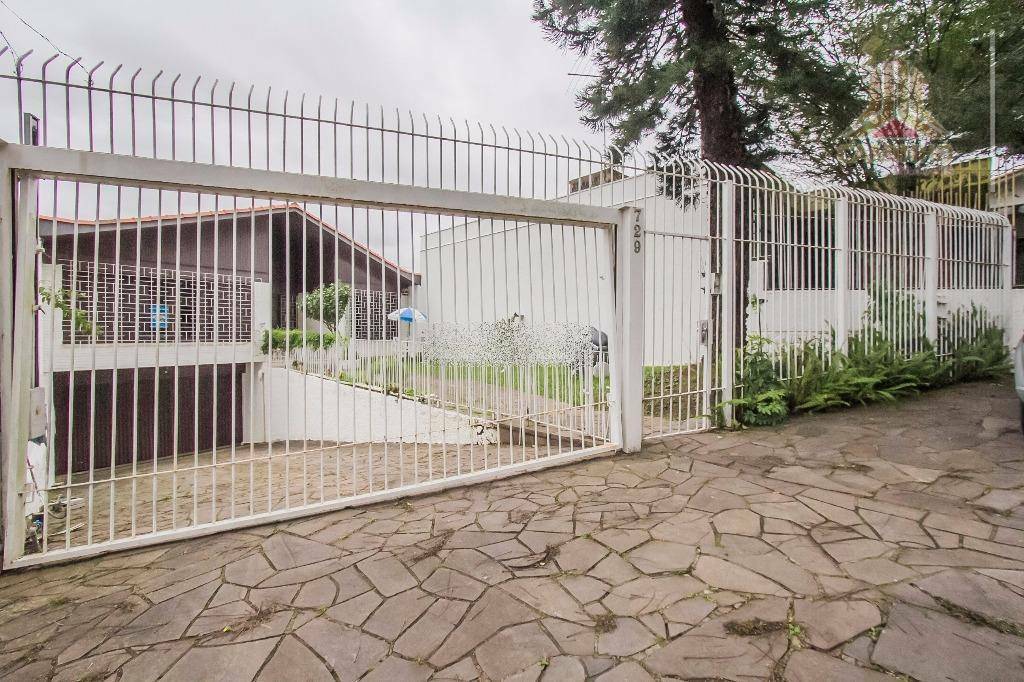 Casa à venda com 5 quartos, 350m² - Foto 4