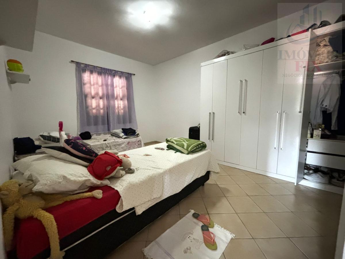 Casa de Condomínio à venda com 3 quartos, 300m² - Foto 27