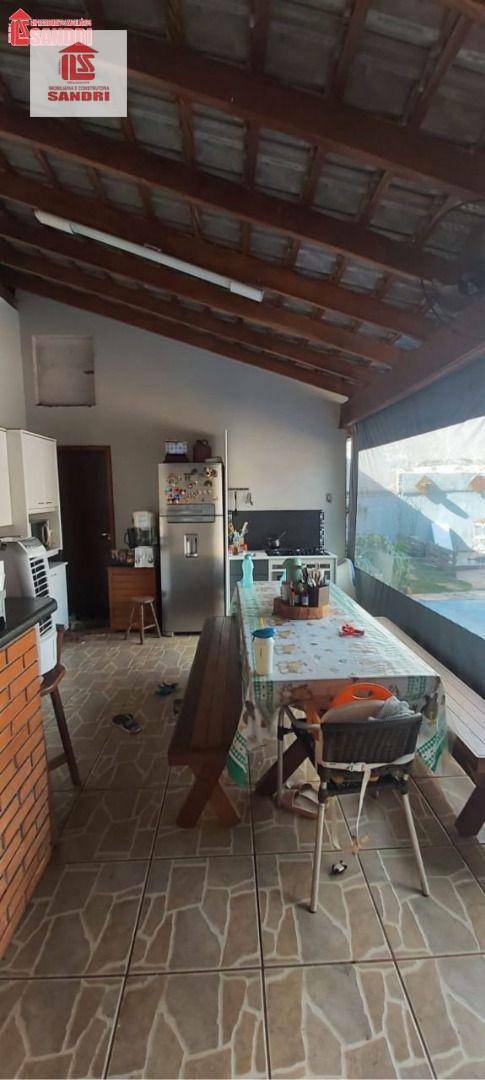 Casa à venda com 4 quartos, 135m² - Foto 12