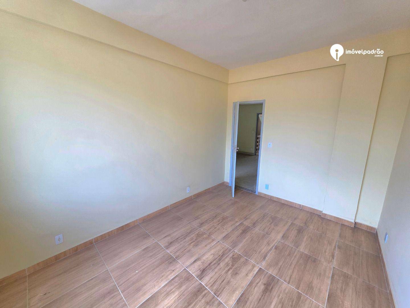 Apartamento para alugar com 2 quartos, 80m² - Foto 3