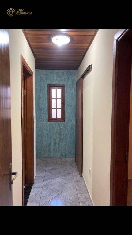 Casa à venda com 2 quartos, 131m² - Foto 8