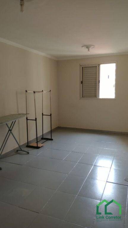 Apartamento à venda com 1 quarto, 36m² - Foto 13