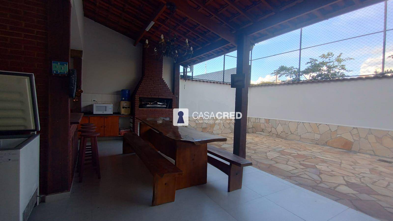 Casa à venda com 4 quartos, 350m² - Foto 27