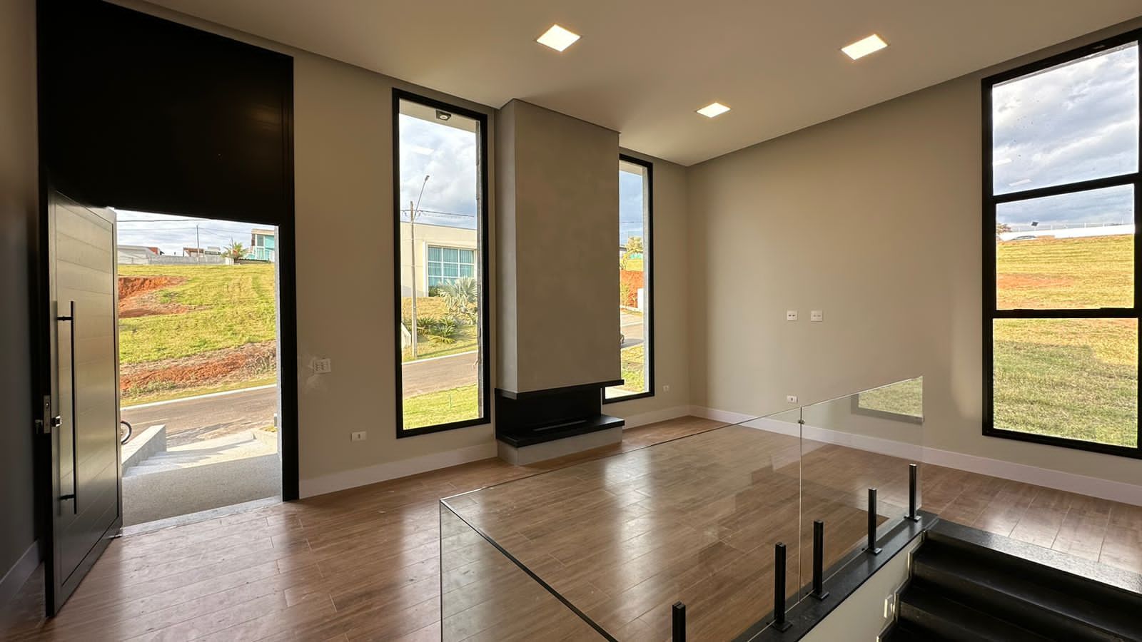 Casa à venda com 3 quartos, 268m² - Foto 5