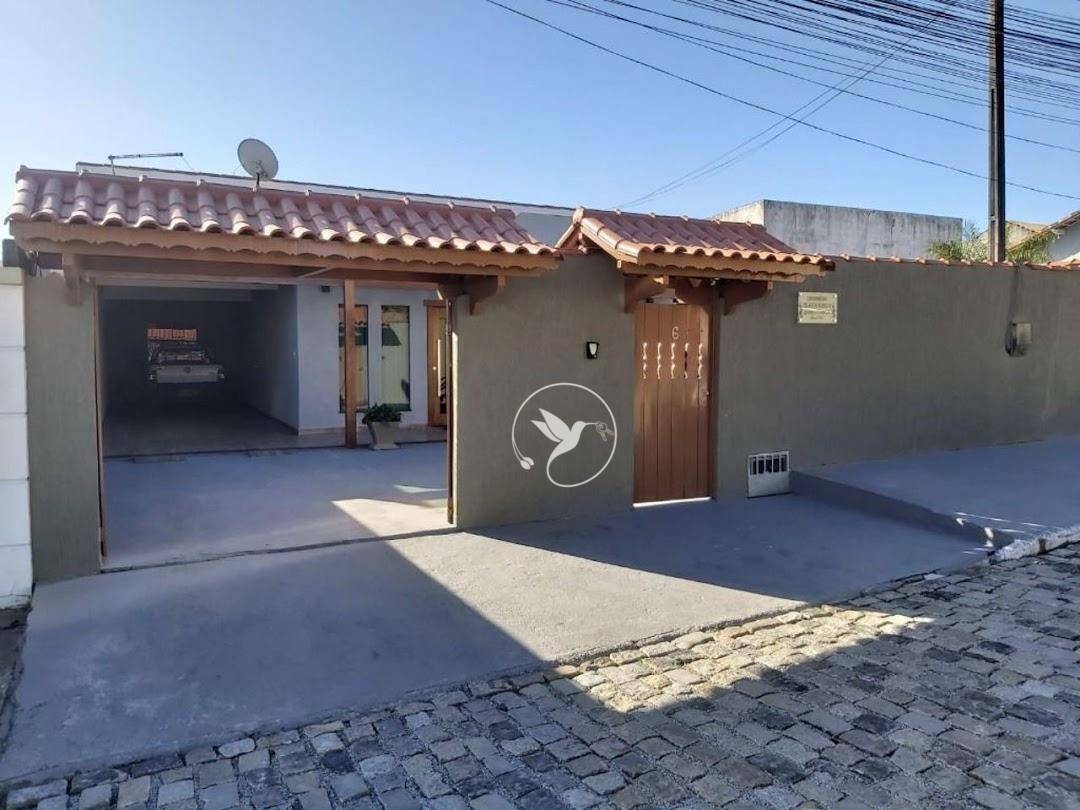 Casa de Condomínio à venda com 4 quartos, 160m² - Foto 2