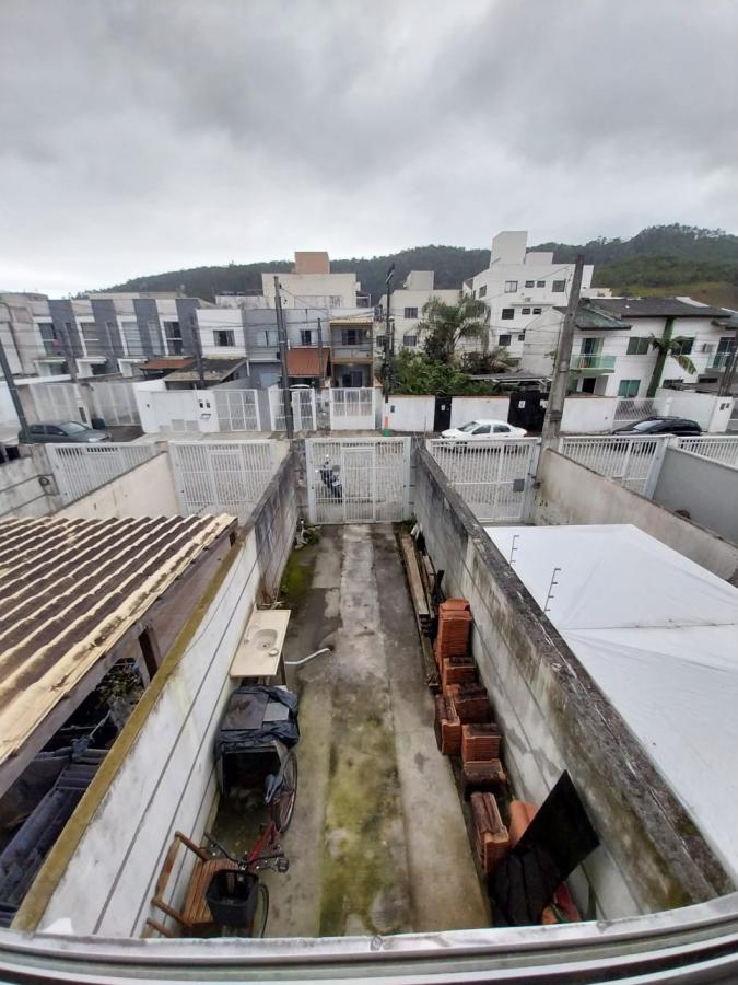 Sobrado à venda com 3 quartos, 100m² - Foto 2