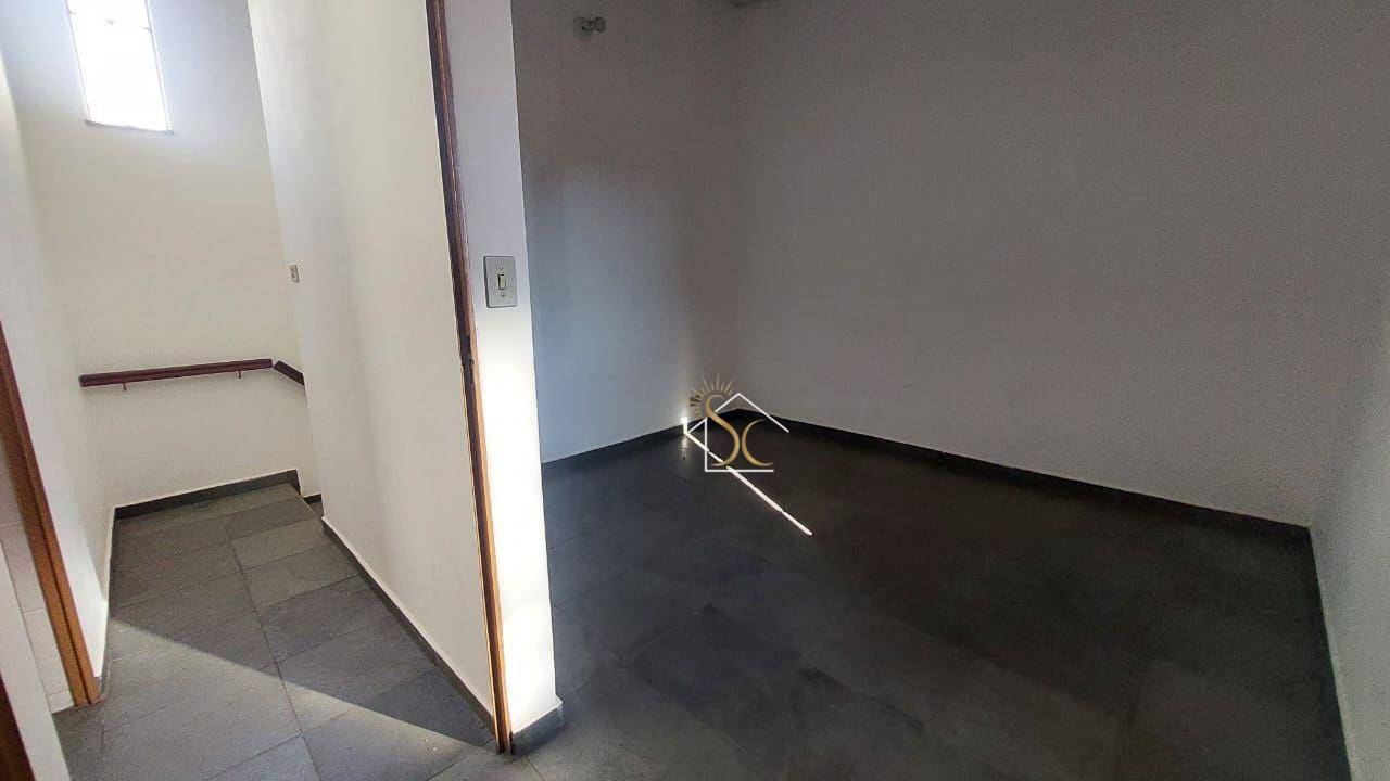 Casa para alugar com 2 quartos, 100m² - Foto 11