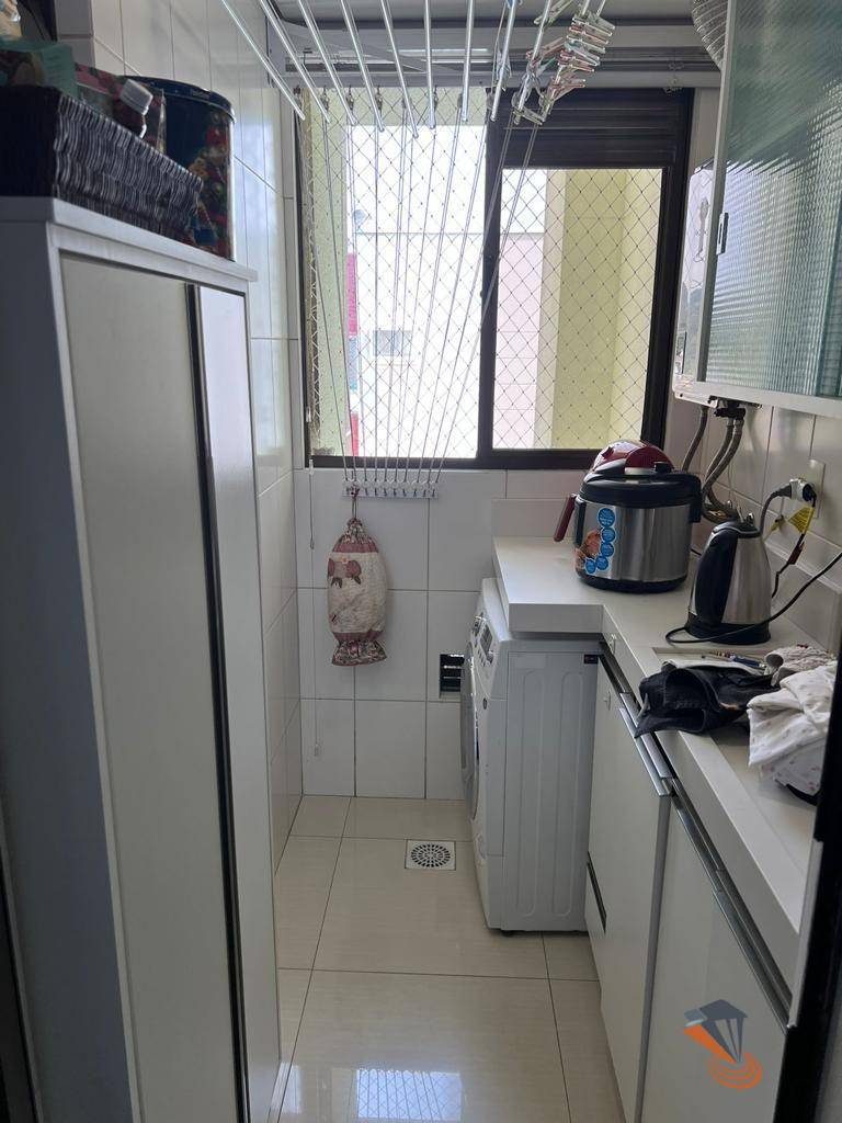 Apartamento à venda com 4 quartos, 108m² - Foto 8