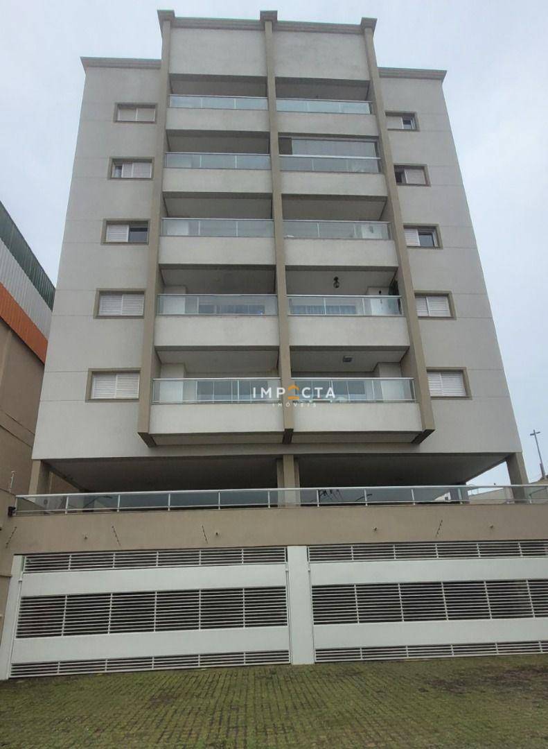 Apartamento à venda com 2 quartos, 74m² - Foto 2