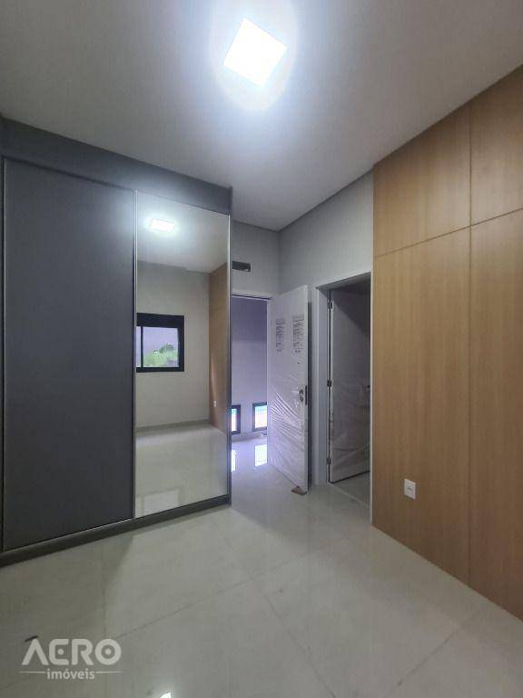 Casa à venda com 3 quartos, 245m² - Foto 20