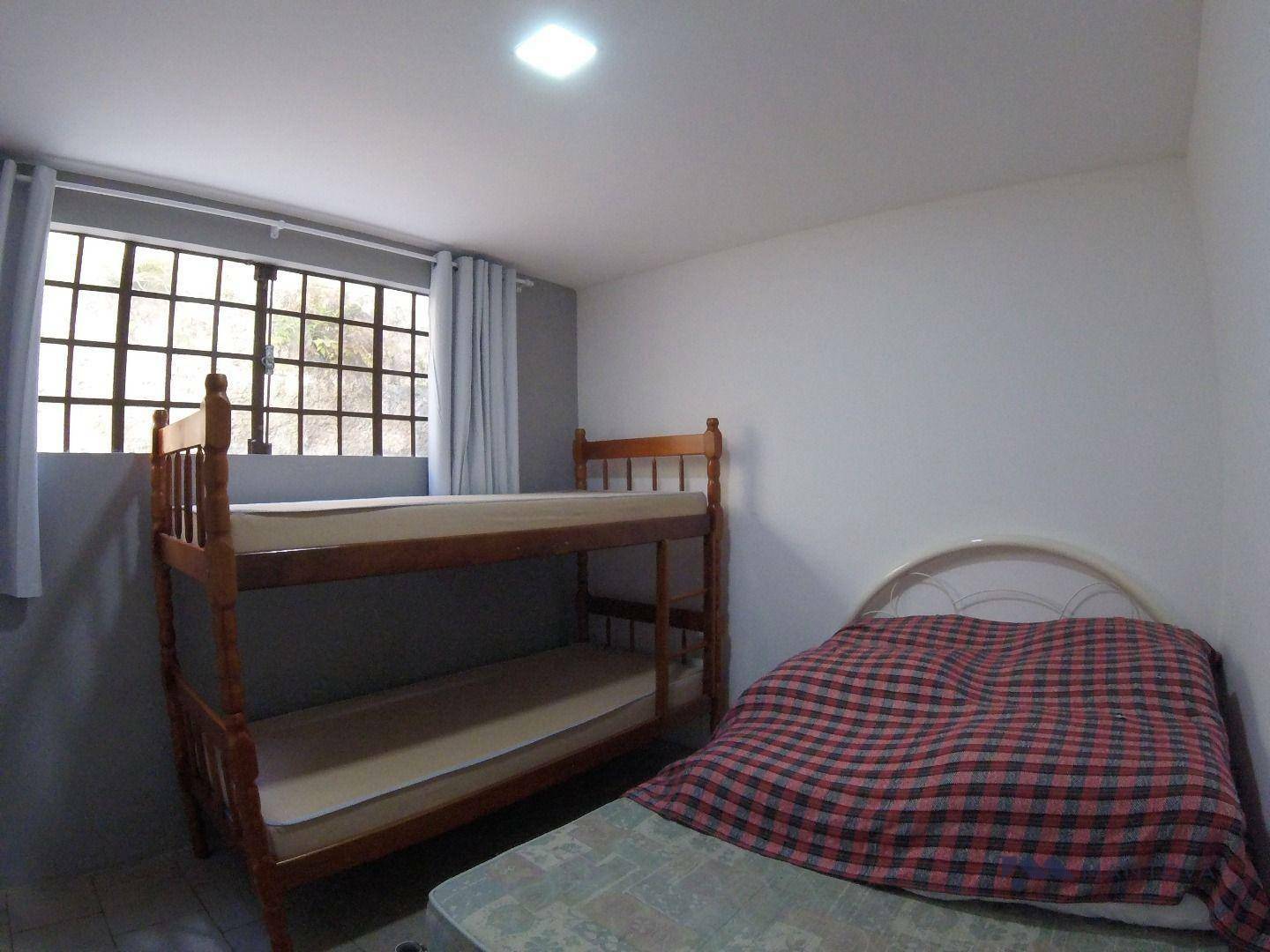 Casa à venda e aluguel com 6 quartos, 333m² - Foto 18