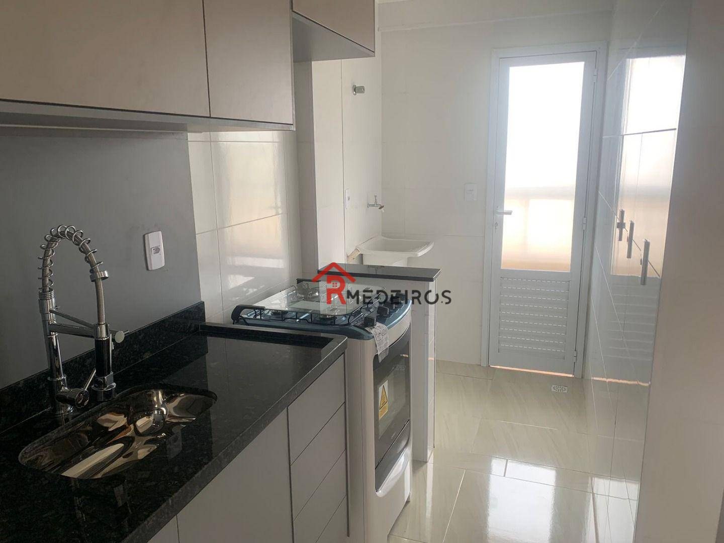 Apartamento à venda com 1 quarto, 50m² - Foto 7