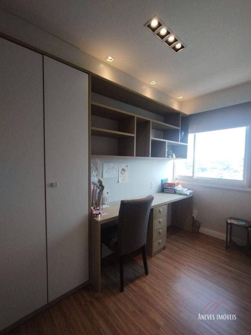 Apartamento à venda com 3 quartos, 145m² - Foto 8