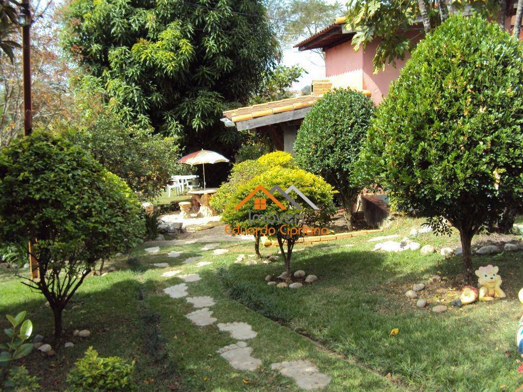 Chácara à venda com 2 quartos, 150m² - Foto 1