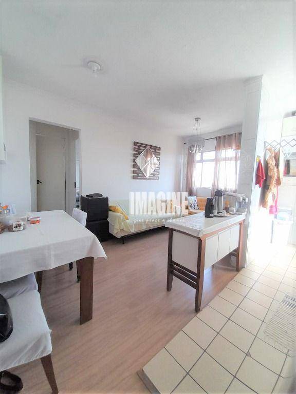 Apartamento à venda com 2 quartos, 48m² - Foto 3