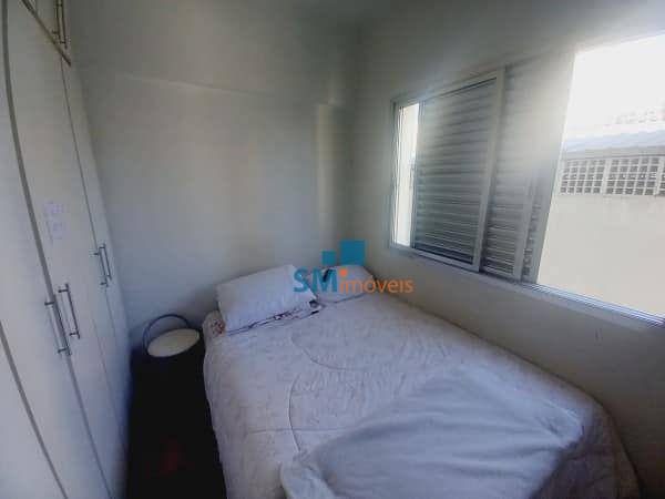 Apartamento à venda com 2 quartos, 70m² - Foto 12