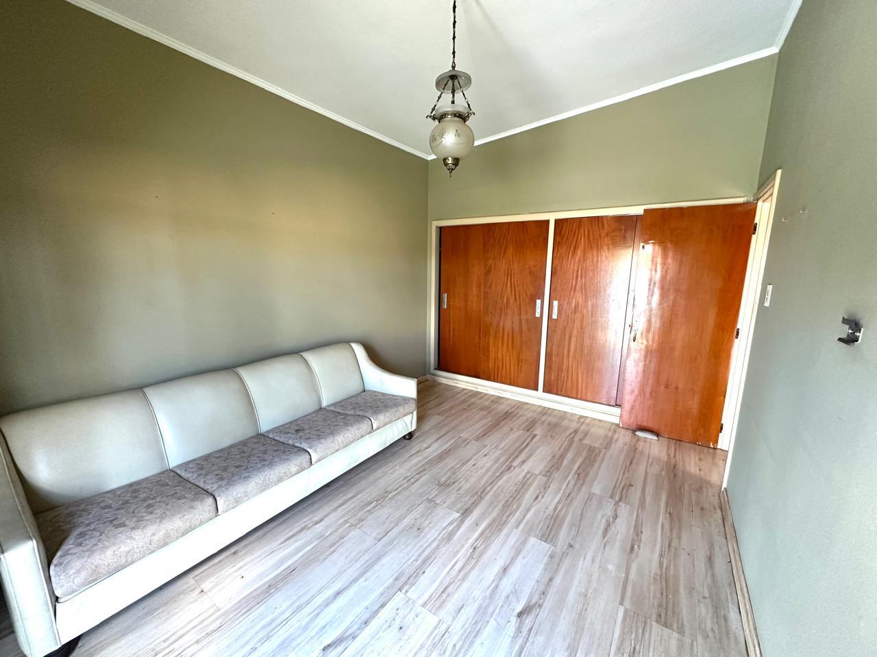 Casa à venda com 3 quartos, 360m² - Foto 13